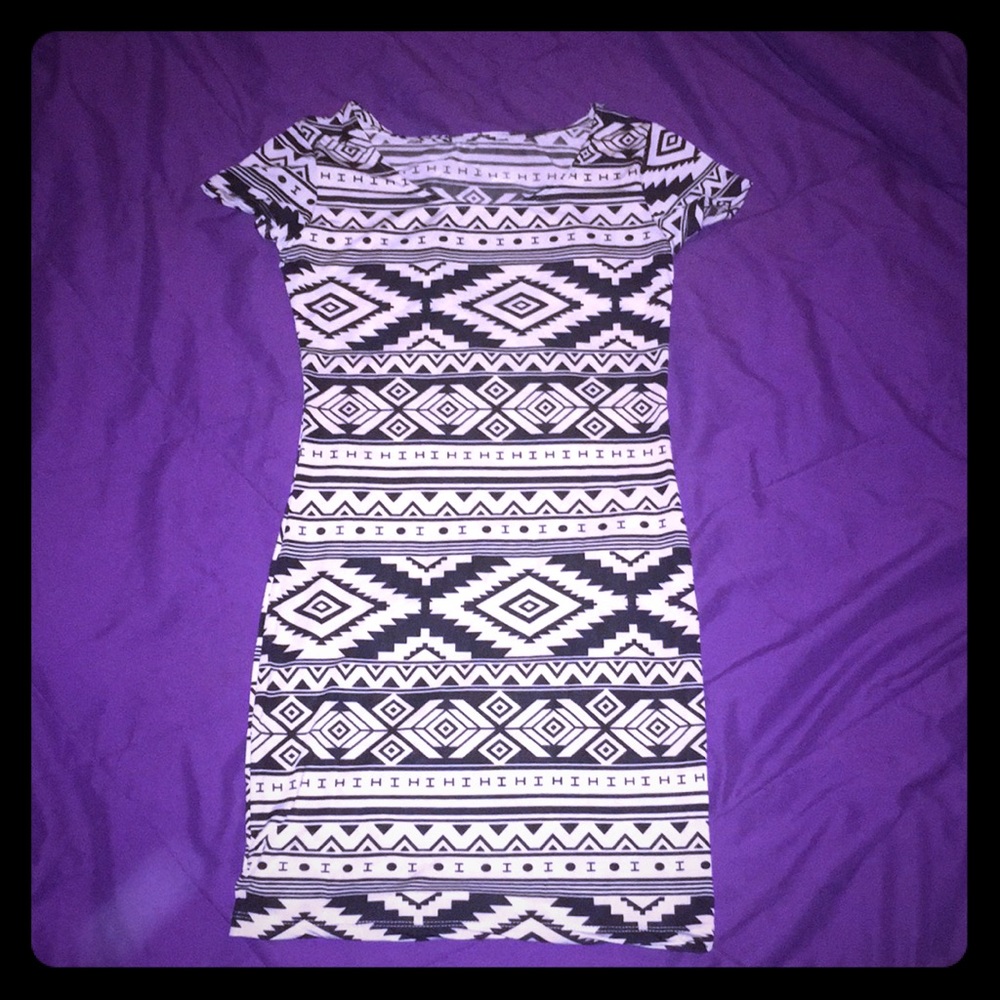 Aztec/tribal white/black bodycon dress